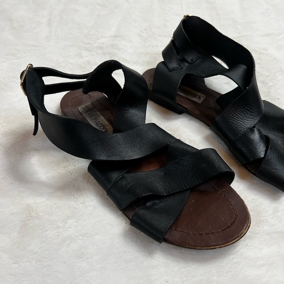 Leather Sandals - Picture 2 of 3